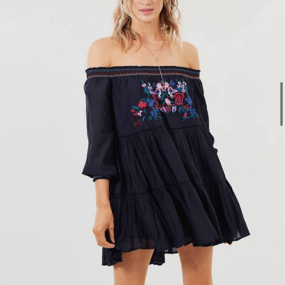 Free People Chic Off-Shoulder Navy Dress with Floral Embroidery